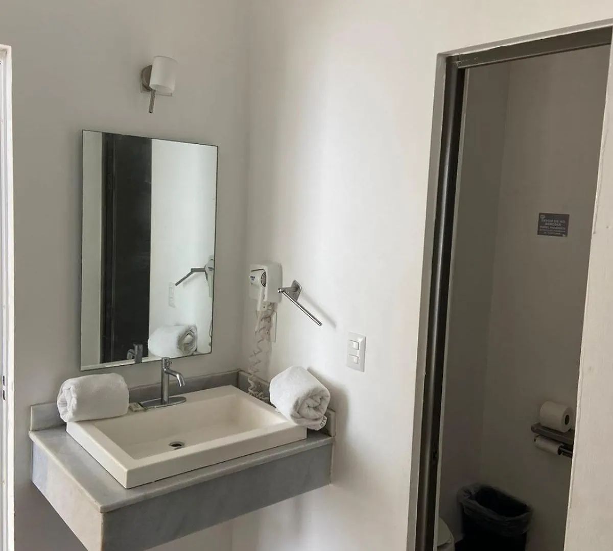 Alo Select Mazatlan Hotel